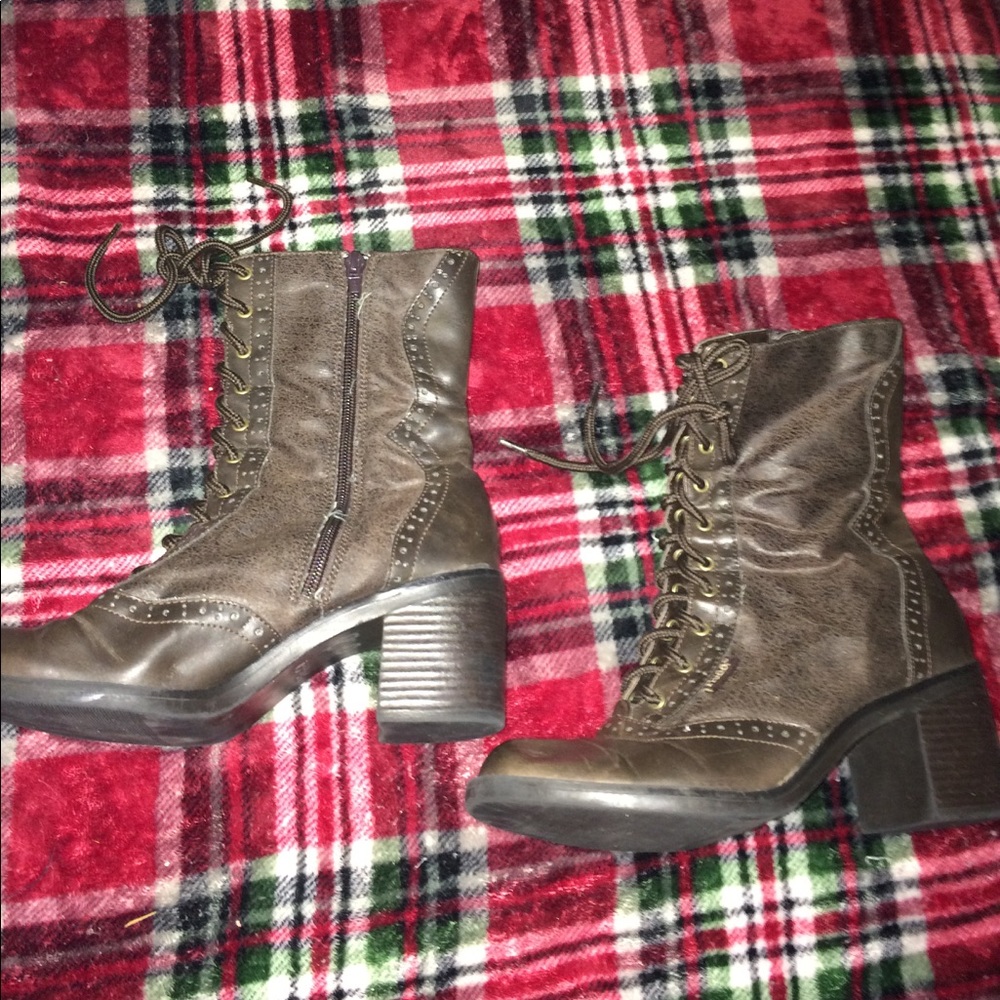 Mudd boots